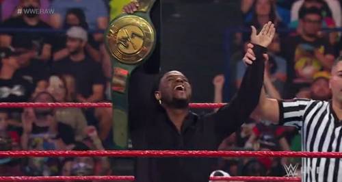 Reggie venció a Akira Tozawa en WWE Raw (02/08/2021) / WWE