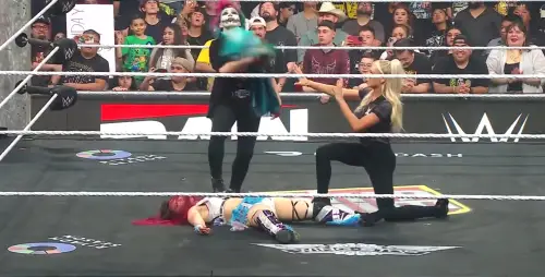 WWE Raw 27 04 2026 Iyo Sky Asuka Victoria D'Errico @vickyderrico