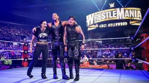Rhea Ripley Damian Priest y Dominik Mysterio juntos en WWE Raw previo a WrestleMania 39