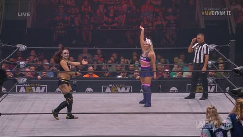Thunder Rosa vs. Julia Hart - AEW Dynamite 28 de julio 2021