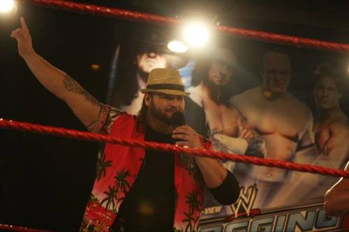 Husky Harris como Levi Wyatt en Florida Championship Wrestling / WZROnline.com