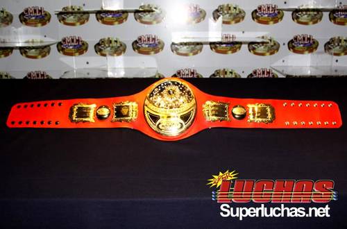 Cinturon del Campeonato Universal CMLL / Photo by Rostro Oculto