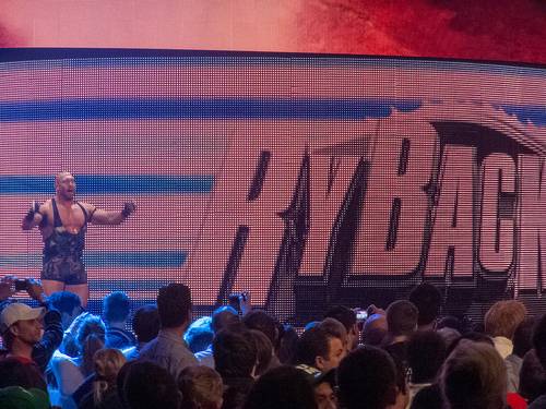 Ryback en las grabaciones de SmackDown (17/4/12) / Photo by: Simon - Wikipedia.org