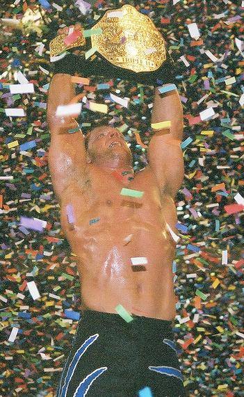 Chris Benoit se corona WWE World Heavyweight Champion en WrestleMania XX / Photo by: TheHellraiser - Wikipedia.org