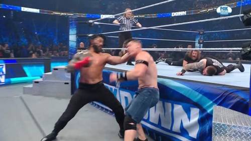 John Cena y Roman Reigns - WWE SmackDown 30 de diciembre 2022