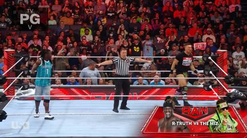 R Truth vs The Miz en WWE RAW 24 de octubre 2022