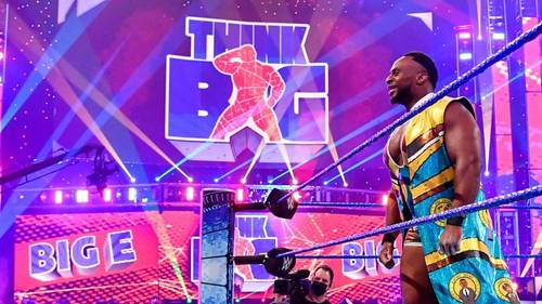 Big E en el episodio de SmackDown del 4 de diciembre de 2020 - WWE