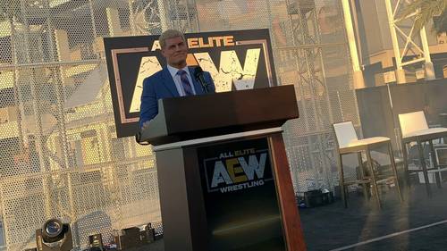 Cody Rhodes luchador y Vicepresidente Ejecutivo durante la presencia de AEW