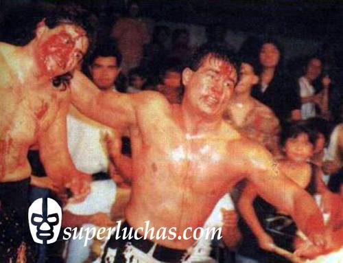 Héctor Garza vs. El Sanguinario