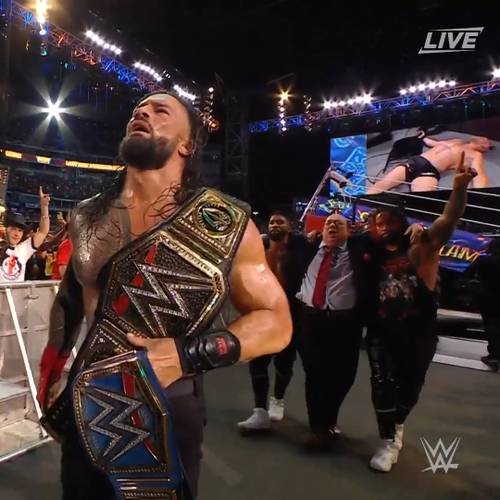 Roman Reigns venció a Brock Lesnar y retuvo el Campeonato Universal Unificado WWE en el evento premium WWE SummerSlam 2022 (30/07/2022) / WWE