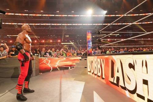 Bobby Lashley ya mira a su próximo rival en WrestleMania