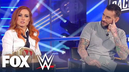 Becky Lynch y CM Punk / WWE / FOX Becky Lynch enamora a CM Punk