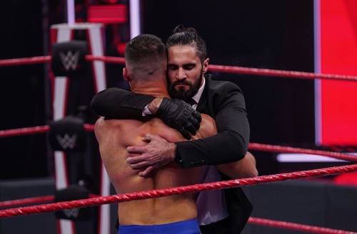 Seth Rollins elogia a Austin Theory