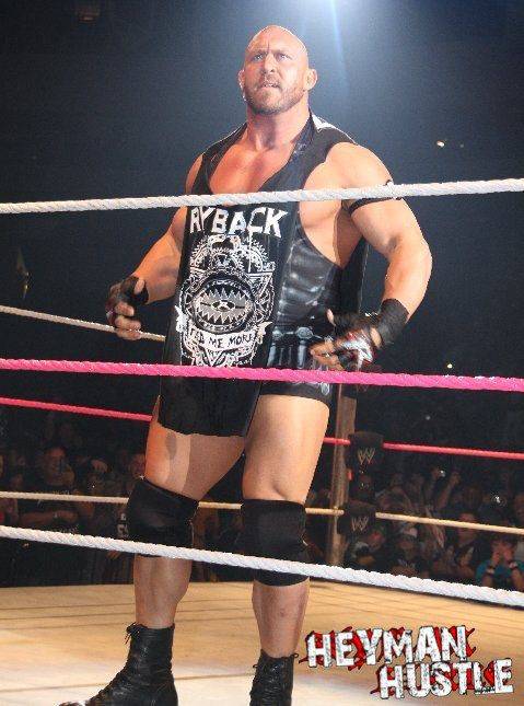 Ryback en Trenton, New Jersey (19/10/12) / Photo by: Digital Charlie - HeymanHustle.com