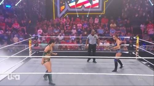 Jacy Jayne vs Lyra Valkyria en WWE NXT 4 de julio 2023