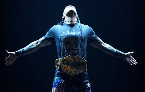 Damien Priest en la WWE como Campeón de Estados Unidos