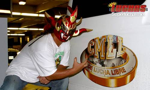 El legendario Jushin &quote;Thunder&quote; Liger en México (septiembre 2009) / Foto cortesía CMLL para Súper Luchas