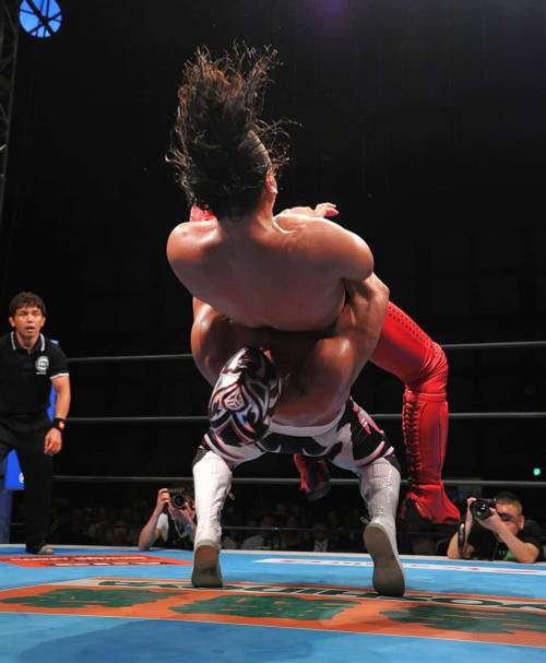 Sombra vs. Shinsuke Nakamura / Foto: Noboru Okawa.