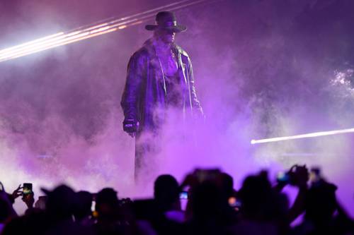 The Undertaker en Super ShowDown - WWE