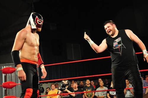 EbpZv-Sami Zayn cuando era El Genérico junto a Kevin Owens cuando era Kevin Steen