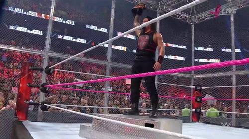 Roman Reigns retiene el WWE United States Championship ante Rusev en WWE Hell in a Cell 2016 (30/10/2016)