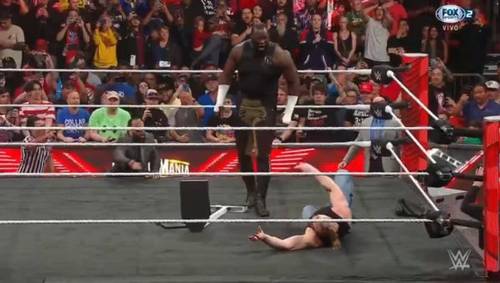 Omos vs Brock Lesnar