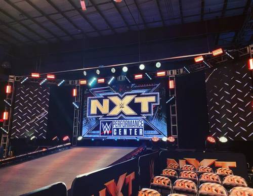 Show de NXT en el Performance Center de WWE