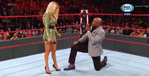 Por qué WWE puso a Bobby Lashley con Lana