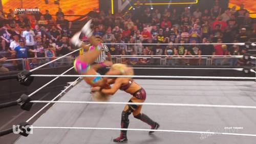 Sol Ruca vs Zoey Stark en NXT 7 de febrero 2023
