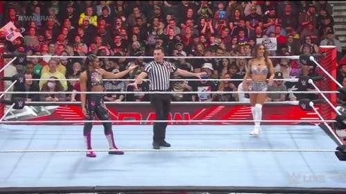 Carmella vs Bianca Belair en WWE RAW 6 de marzo 2023