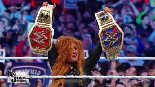 Becky Lynch hace historia y se convierte en la NUEVA Campeona Raw y Campeona SmackDown en el primer evento estelar femenil en WWE WrestleMania 35 (07/04/2019) / WWE
