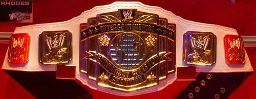 WWE Intercontinental Championship (Classic Version 2011) / Photo by: Simon - Wikipedia.org