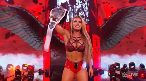 Mandy Rose retuvo el Campeonato Femenil NXT (15 de noviembre de 2022) / WWE