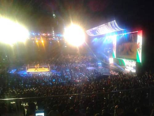 Máscara vs. Máscara - Sin Cara Azul vs. Sin Cara Negro - WWE SmackDown en el Palacio de los Deportes (16.10.11) / Twitter.com/Mario_Priceless
