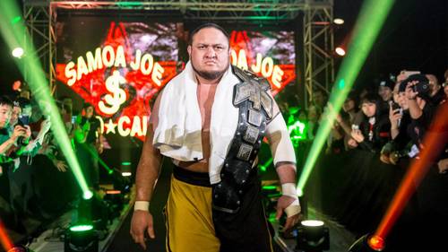 Samoa Joe como Campeón NXT - WWE