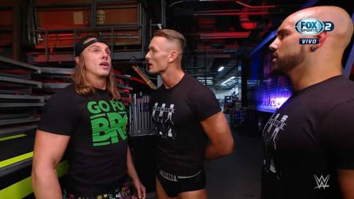 Ludwig Kaiser y Giovanni Vinci confrontan a Matt Riddle en WWE raw