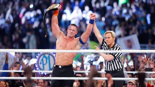 John Cena derrota a AJ Styles y se convierte en el NUEVO Campeón WWE y en 16 veces Campeón Mundial en WWE Royal Rumble 2017 (29/01/2017) / WWE©