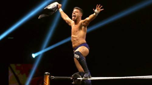 Jordan Devlin ganando el Campeonato de Peso Crucero NXT en WWE Worlds Collide 2020 - WWE