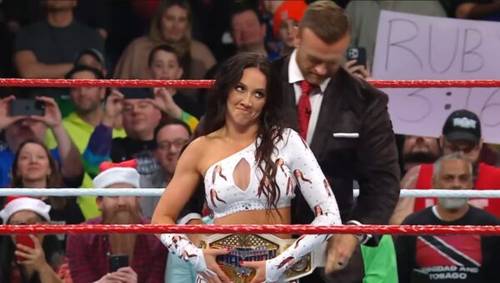 Chelsea Green nueva y priemra Campeona de los Estados Unidos WWE en WWE Saturday Night's Main Event (14 de diciembre de 2024)