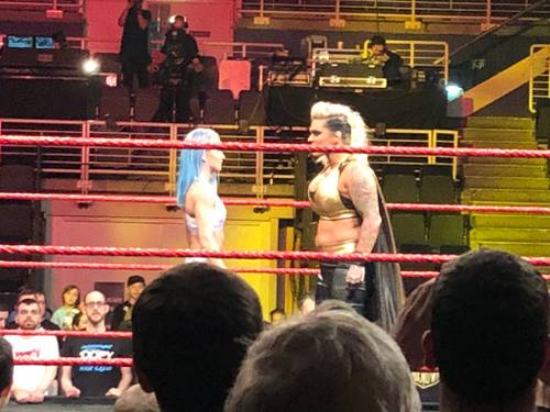 Jazzy Gabert debuta en WWE NXT UK, aquí cara a cara con Xia Brookside (19/04/2019)