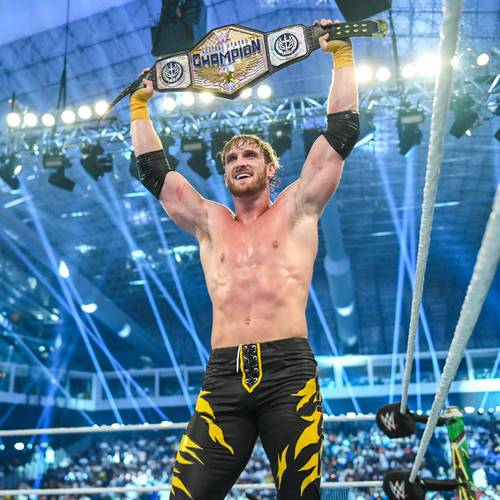 Logan Paul como Campeón de los Estados Unidos WWE en Crown Jewel 2023